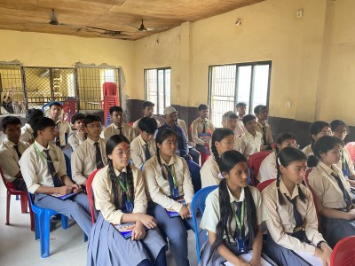 लुम्बिनी बोर्डिङ्मा शुभकामना आदानप्रदान कार्यक्रम सम्पन्न